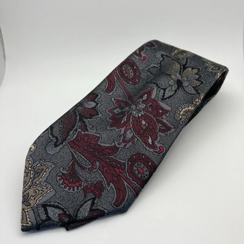 Editions by Van Heusen Men's Necktie Tie Gray Red Floral Classic Length